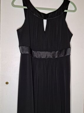 David's Bridal Black Sleeveless Cocktail Dress with Satin Waistband